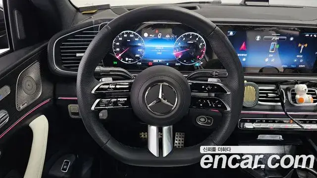 Mercedes-Benz GLE-Class 2025 — Photo 17/39