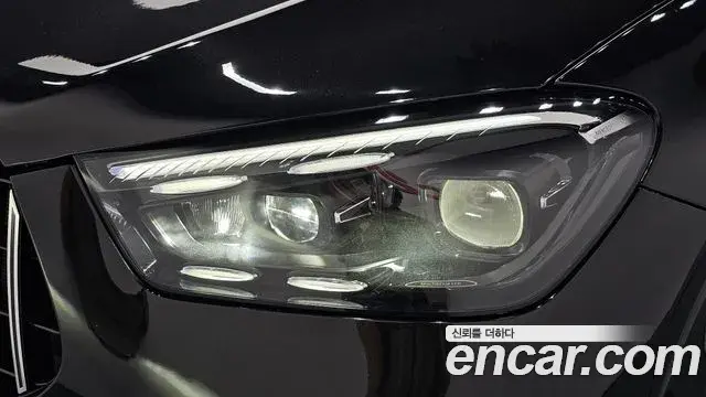 Mercedes-Benz GLE-Class 2025 — Photo 34/39
