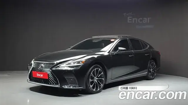 Lexus LS500 2022 — Şəkil 8/40