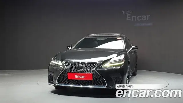 Lexus LS500 2022 — Şəkil 23/40