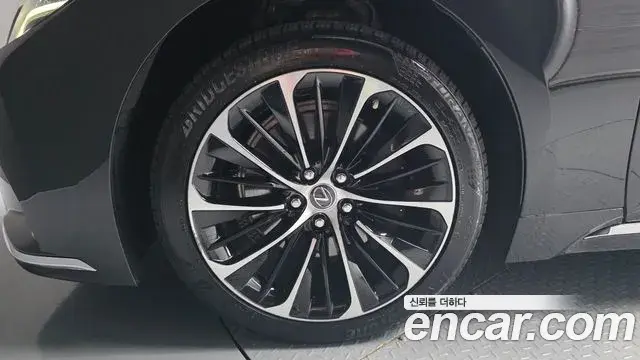 Lexus LS500 2022 — Şəkil 7/40