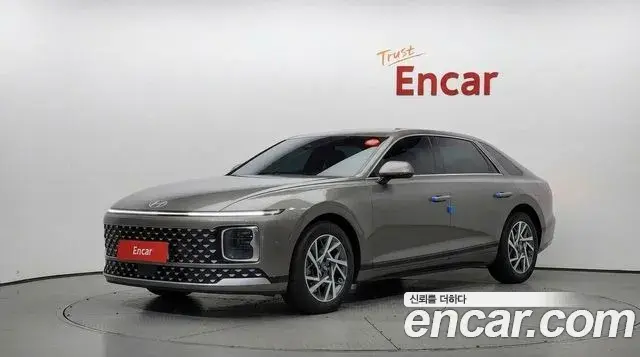 Hyundai Grandeur 2023 — Photo 1/20