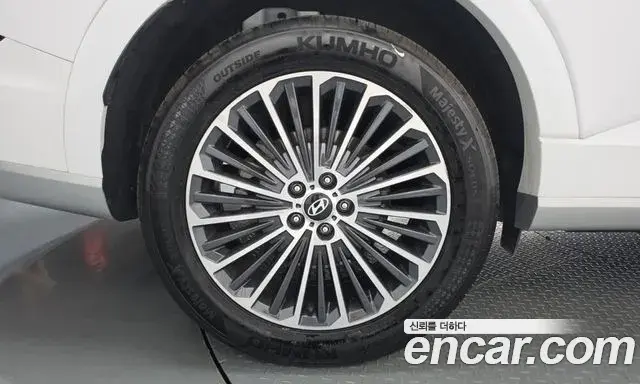 Hyundai Palisade 2025 — Photo 5/20