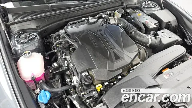 Hyundai Grandeur 2023 — Photo 6/20