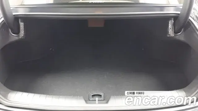 Hyundai Grandeur 2023 — Photo 20/20