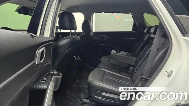 Kia Sorento 2021 — Photo 12/20
