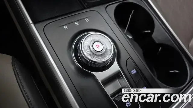 Kia Carnival 2024 — Photo 9/20