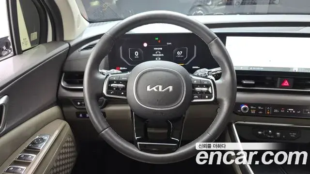 Kia Carnival 2024 — Photo 12/20