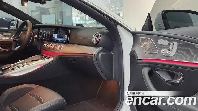 Mercedes-Benz AMG GT 2026 — Photo 12/20