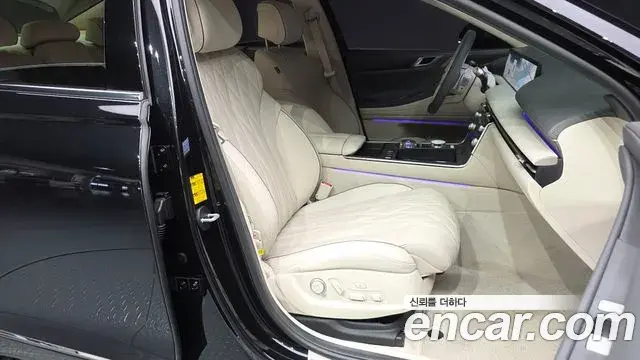 Genesis Electrified G80 2025 — Photo 11/20