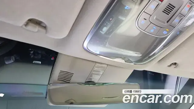 Genesis Electrified G80 2025 — Photo 19/20