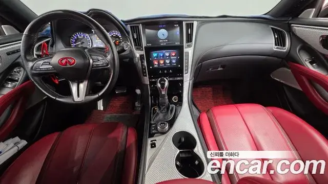 Infiniti Q60 2018 — Photo 7/20