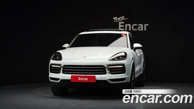 Porsche Cayenne 2020 — Photo 3/20