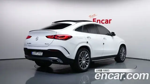 Mercedes-Benz GLE-Class 2022 — Фото 2/20