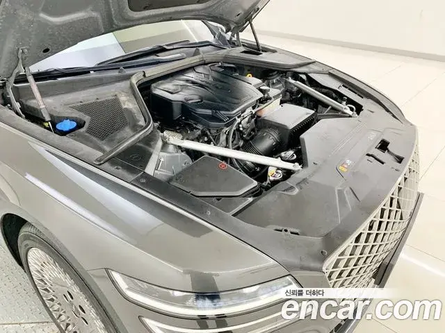 Genesis Electrified G80 2021 — Photo 5/20