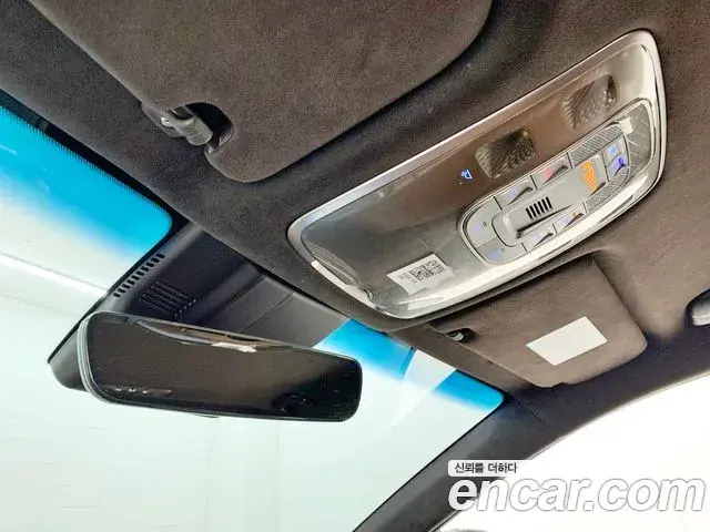 Genesis Electrified G80 2021 — Photo 15/20