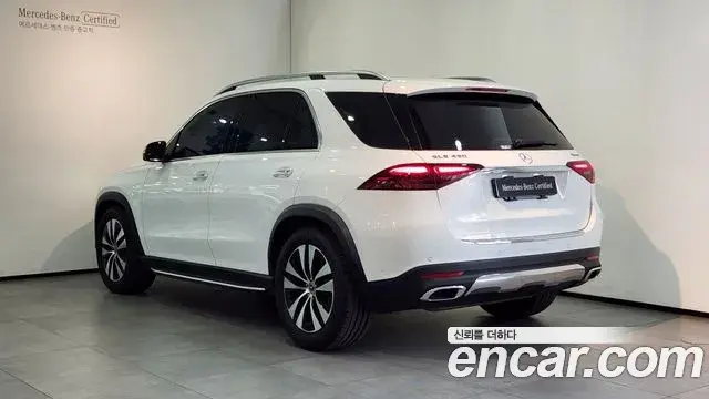Mercedes-Benz GLE-Class 2026 — Photo 2/20
