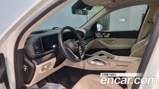 Mercedes-Benz GLE-Class 2026 — Photo 10/20