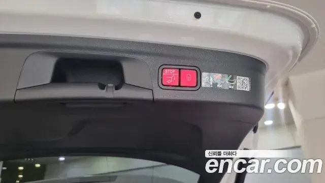 Mercedes-Benz GLE-Class 2026 — Photo 11/20