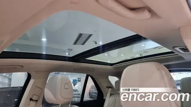 Mercedes-Benz GLE-Class 2026 — Photo 15/20