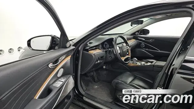 Kia The K9 2022 — Photo 10/20
