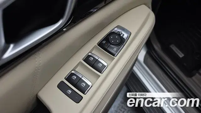 Kia Carnival 2025 — Фото 14/20