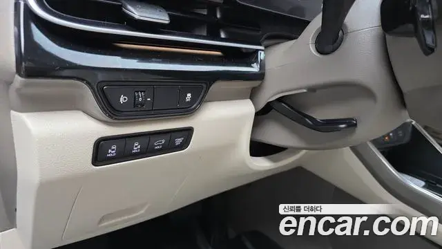 Kia Carnival 2025 — Фото 15/20