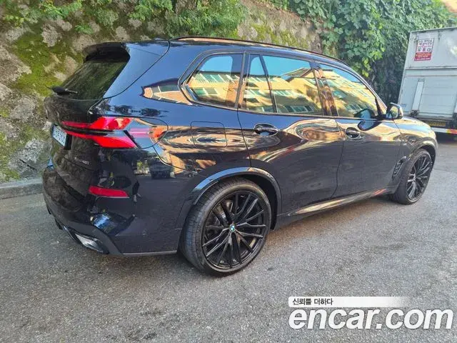 BMW X5 2026 — Photo 2/20
