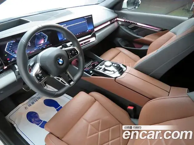 BMW 5 Series 2025 — Photo 10/20