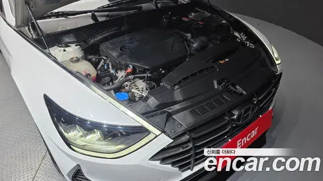 Hyundai Sonata 2022 — Photo 5/20