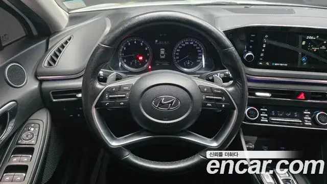 Hyundai Sonata 2022 — Photo 14/20