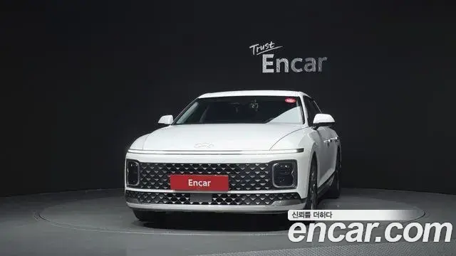 Hyundai Grandeur 2023 — Photo 3/20
