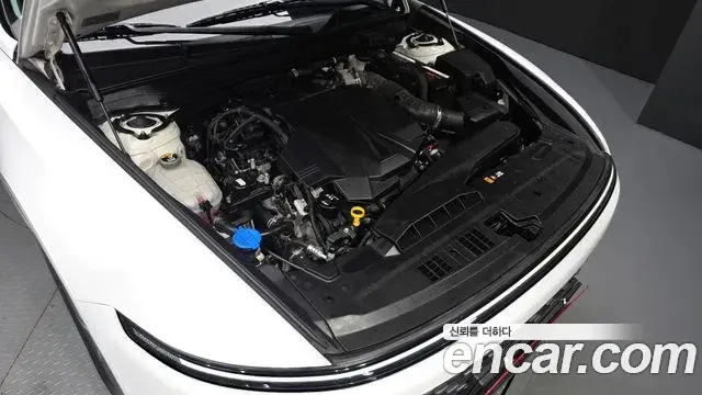 Hyundai Grandeur 2023 — Photo 6/20