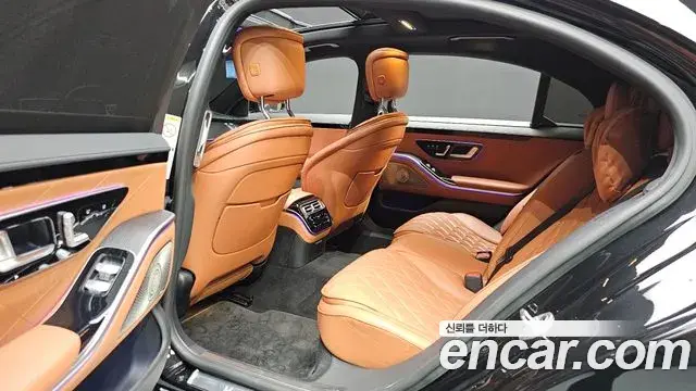 Mercedes-Benz S-Class 2022 — Фото 12/20