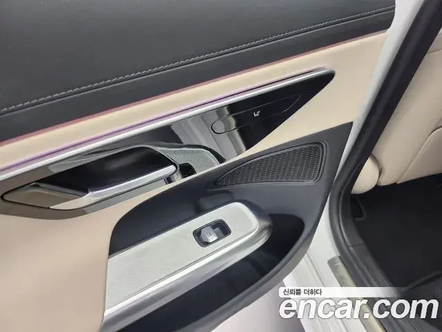 Mercedes-Benz E-Class 2024 — Photo 14/20