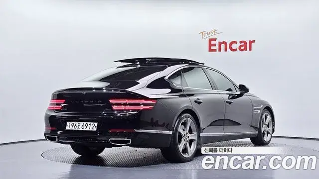 Genesis Electrified G80 2020 — Photo 2/20