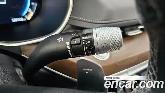 Genesis Electrified G80 2020 — Photo 19/20