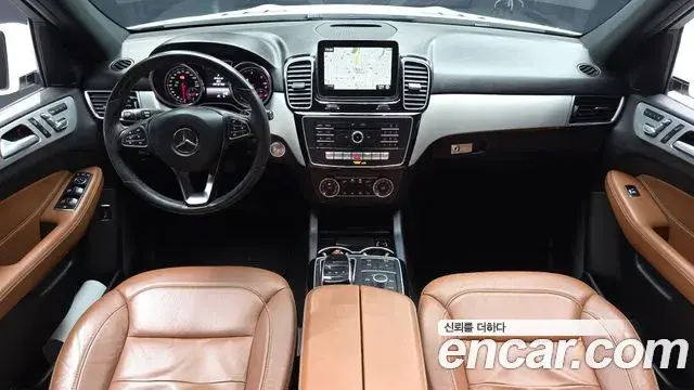 Mercedes-Benz GLE-Class 2018 — Фото 7/20