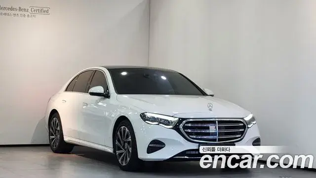 Mercedes-Benz E-Class 2026 — Фото 10/20