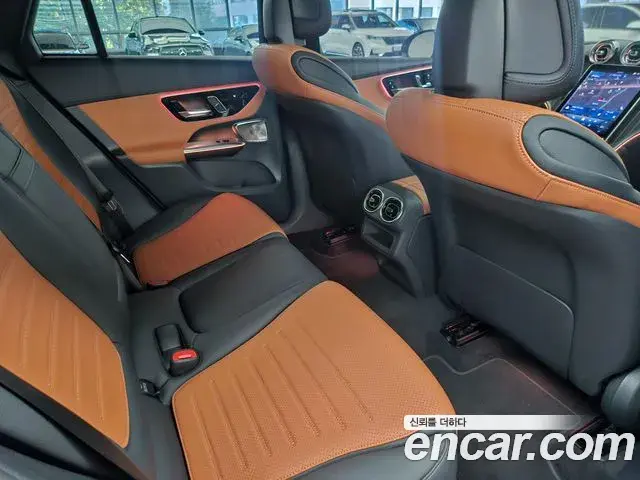 Mercedes-Benz GLC-Class 2026 — Фото 11/19