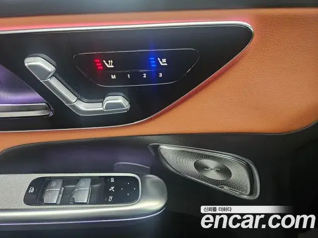 Mercedes-Benz GLC-Class 2026 — Фото 13/19