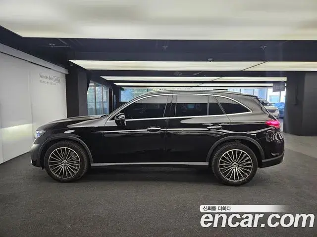 Mercedes-Benz GLC-Class 2026 — Фото 18/19