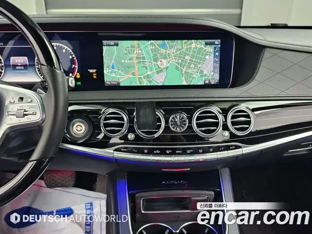 Mercedes-Benz S-Class 2018 — Photo 11/20