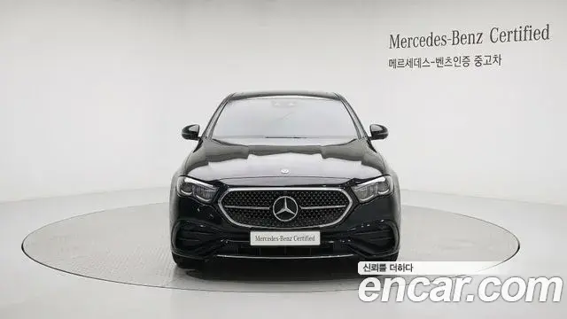 Mercedes-Benz E-Class 2026 — Фото 2/12
