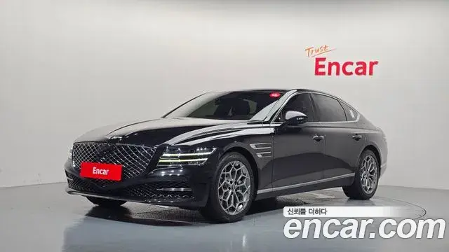Genesis Electrified G80 2023 — Photo 1/20