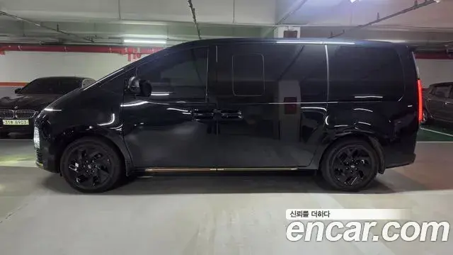 Hyundai Staria 2026 — Photo 3/20
