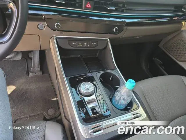 Kia Carnival 2025 — Photo 7/17