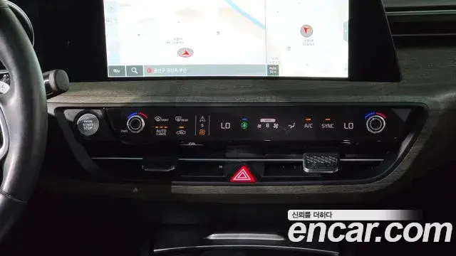 Kia K8 2024 — Photo 12/20