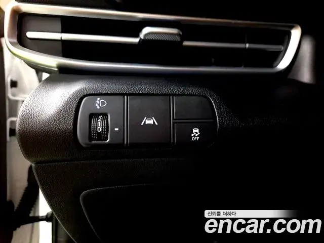 Hyundai Avante 2023 — Photo 18/20