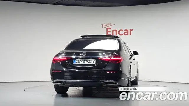 Mercedes-Benz S-Class 2021 — Photo 4/20